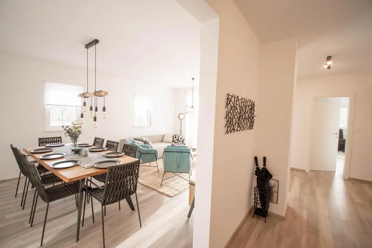 Diminici Villas 0*,